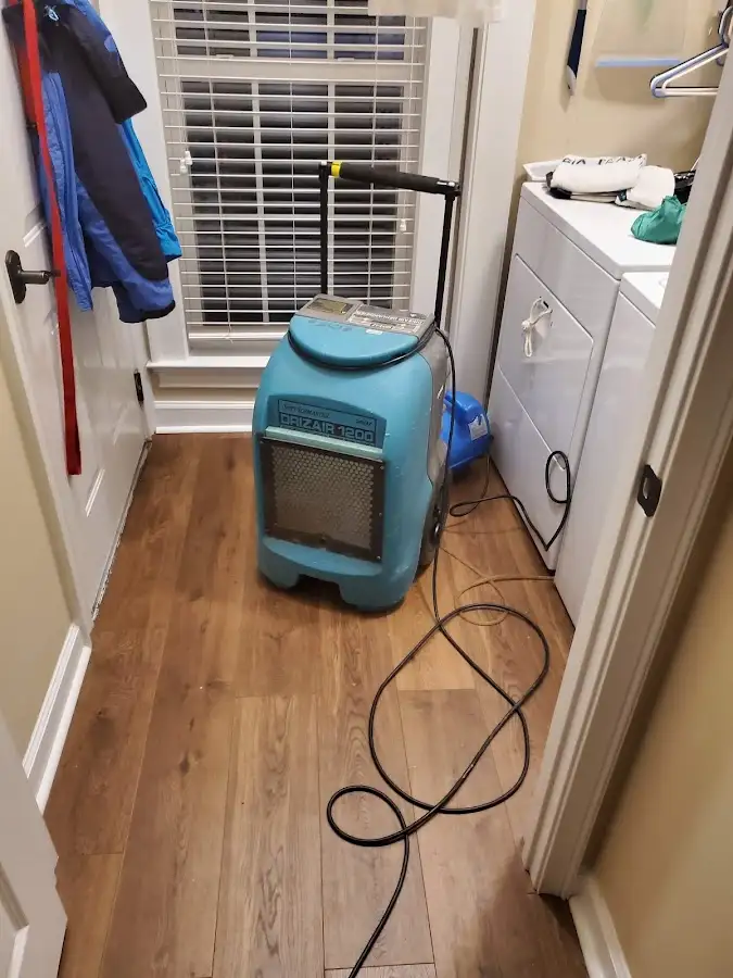 Commercial dehumidifier deployed for Flood Damage Cleanup in Elk Ridge